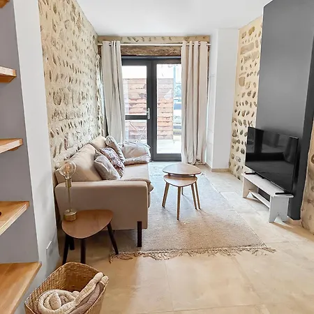 Duplex Avec Terrasse דירה